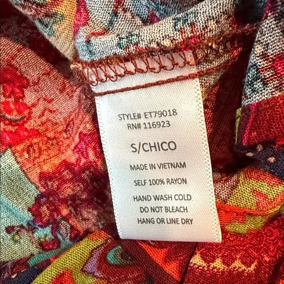 Easel NWOT Beautiful Multi Color.Elastic at sleeves & neck. S.Button front. - Picture 9 of 10